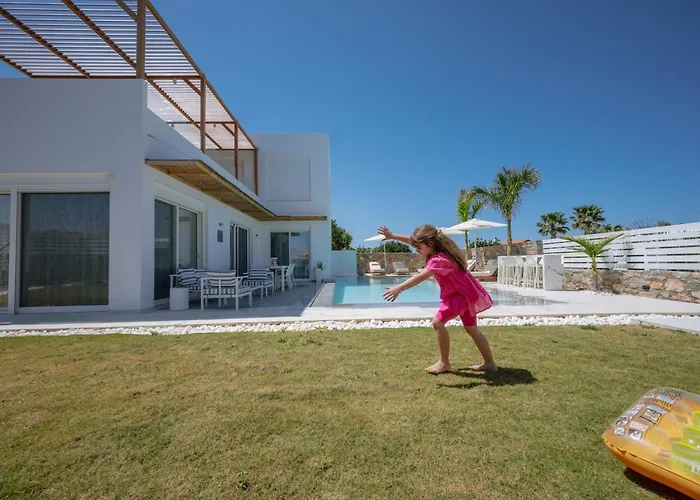 Sardines Luxury Villa Hersonissos (Crete)