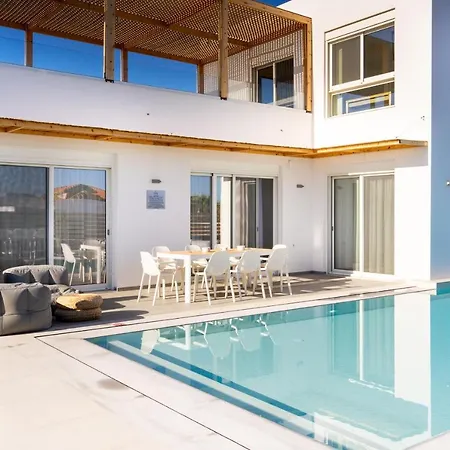 Sardines Luxury 赫索尼索斯