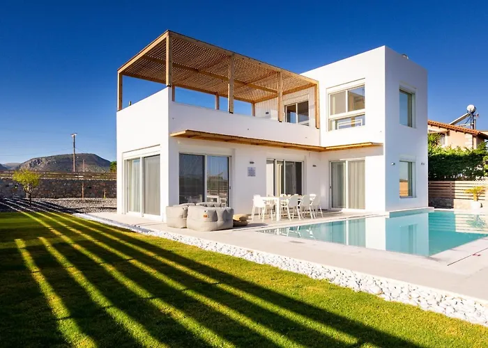 Sardines Luxury Villa